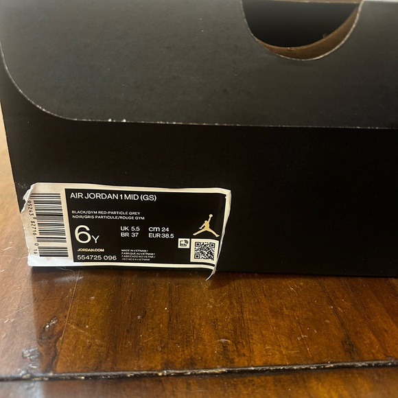 Big Kid’s Air Jordan 1 Mid - Picture 5 of 5